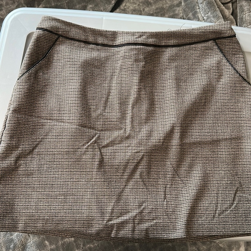 Flattering mini skirt
